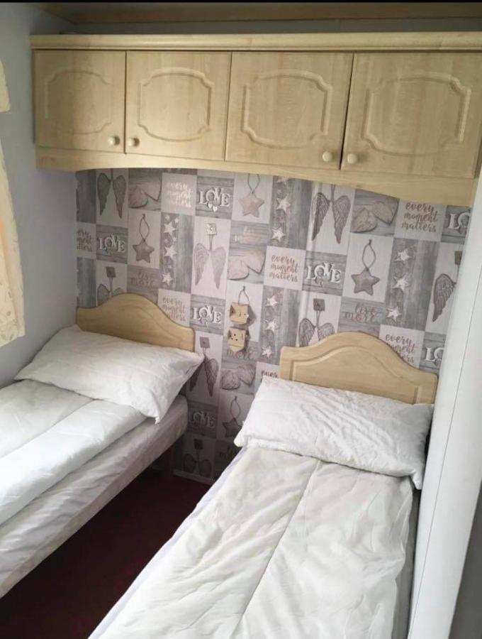 8 Berth The Grange Hotel Ingoldmells Buitenkant foto